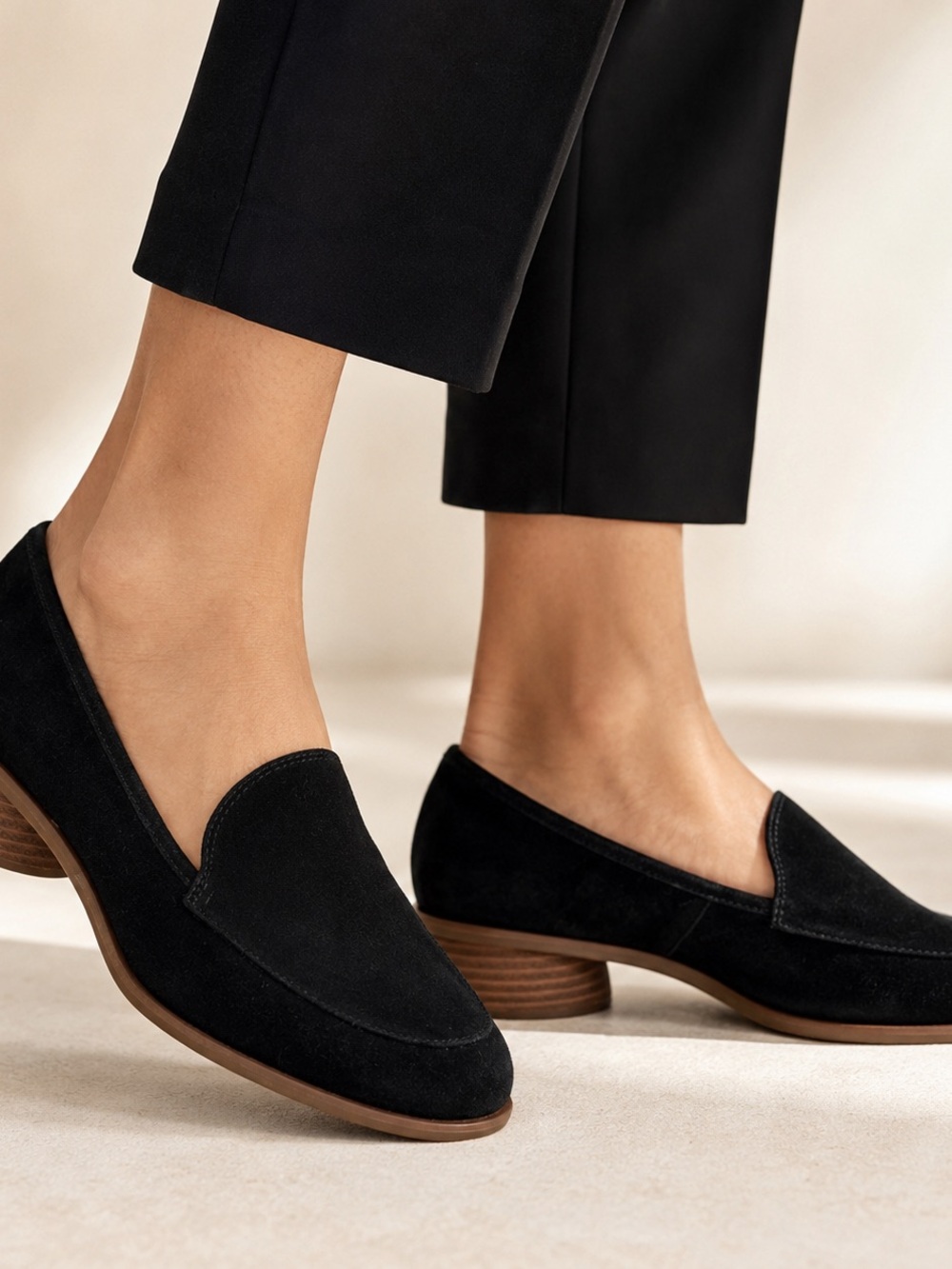 Söfft Napoli Black Suede Loafers Size 10M Block Heel Comfort Slip On